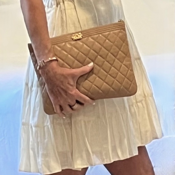 CHANEL  Beige Caviar Quilted Clutch / Cosmetic Case - Picture 1 of 7